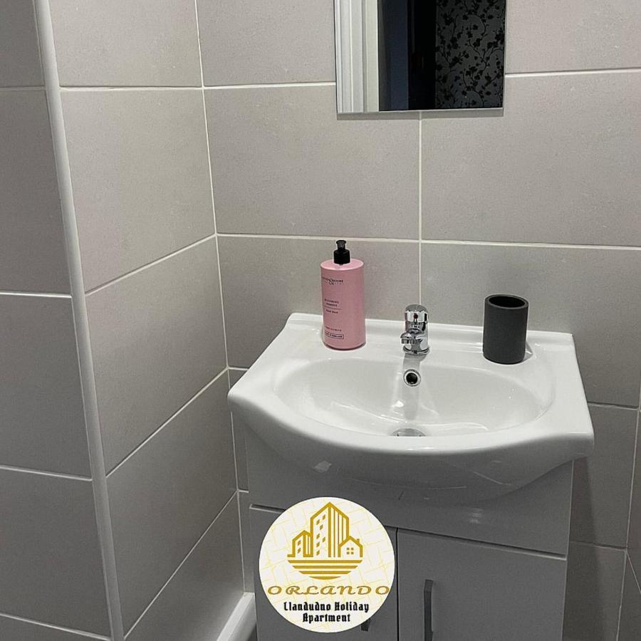 Orlando Llandundo Apartment ランディドノー エクステリア 写真